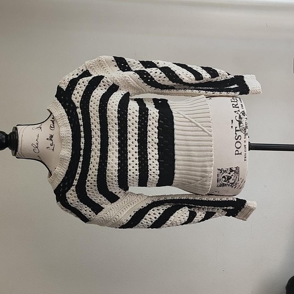 ZARA Sweater Limited Edition